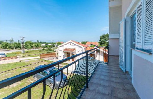 Awesome Home In Benkovac With Wifi - Foto 6