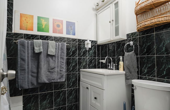 The Bergen Nest 2BR - Photo 26