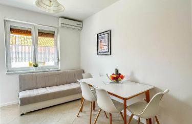 Galib 2 - newly renovated and top location near the sea and city center - Photo 3