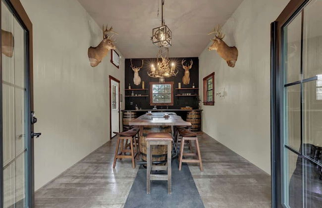 Oakridge Ranch: Pool + Hot-tub, Pickleball Court, Whiskey & Wine Room - Foto 52