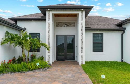 Brand-New - Contemporary Gem-Pool Game Room BBQ - Foto 45