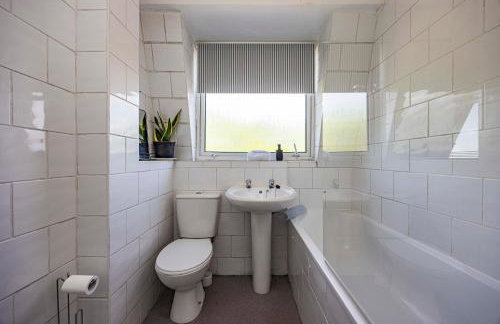 Spacious apartment sleeps 6 - Uni, sports, trades - Foto 12