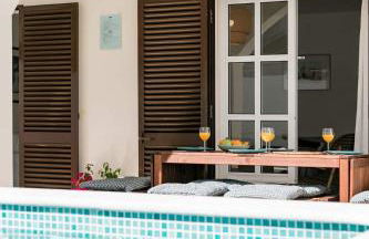 Beachfront Villa with Private Pool in Manta Rota - Foto 1