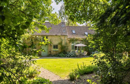 The Coach House at Noelles Cottages - Foto 1