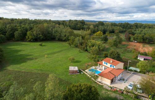 Casa Piano in a calm village enveloped by nature - Foto 1