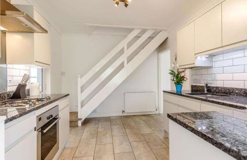 3 Bed in Truro oc-88404 - Photo 6