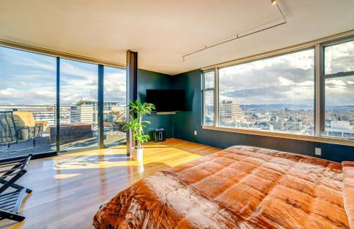 Luxe Dtwn Reno Penthouse about 3 Mi to Casinos! - Foto 15