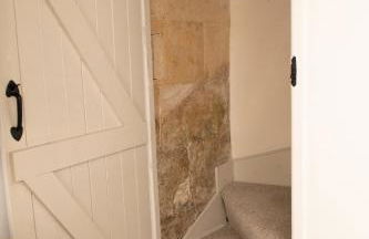 Charming 2BD Cottage wIth beautiful views nr Bath - Photo 12