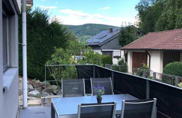 Exklusive Ferienwohnung m. Terrasse, ruhig gelegen - Foto 7