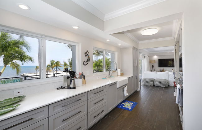 Luxury Beachfront Home With Pool In Islamorada 3 Bedroom Home by RedAwning - Photo 44