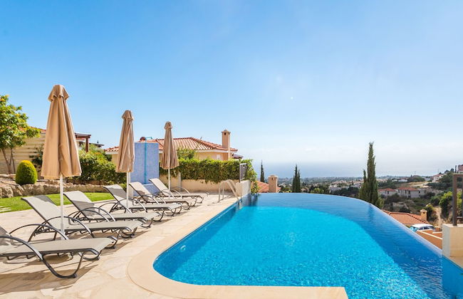 Resitour - Perneri Villas - Foto 15