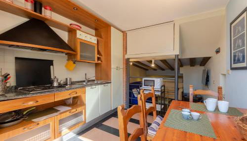 JOIVY Cosy Apt For 6 In An Ancient Pirate Watchtower - Photo 3