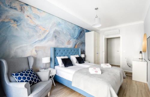 West Side Apartment - Photo 8