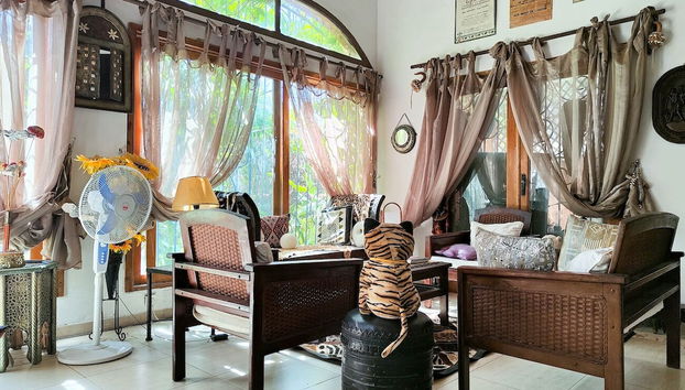 Coin salon dans le hall