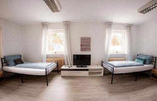 Yello Homes - großes Apartment - Am Waldrand, 15 min bis Nürnberg Messe, für 8 Personen, 2 WC's - Foto 15