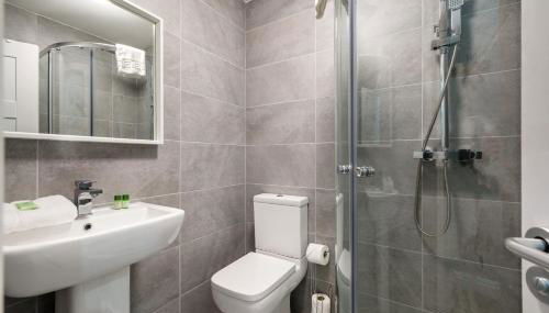 Picasso's Place Liverpool Apt Sleeps 9 - Foto 4