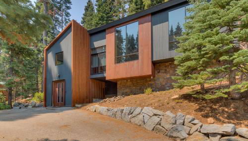 Mod Haus by Tahoe Getaways - Mountain Modern West Shore Home w Private Beach and Pier, Near Skiing - Foto 4