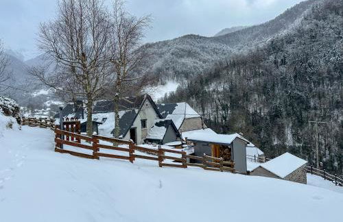 Chalet Le René-Sens - 5 pers - Grande terrasse - bain nordique SPA - Piscine - Foto 47