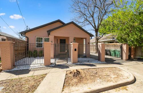 Quantum Tiny Loft at East End Revitalized - Foto 36