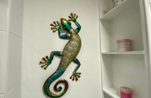 Bedford Contractor Base Sleeps 3 Secure Van Parking Fast WiFi - Foto 24