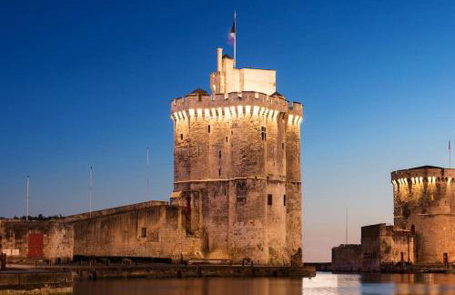 Villa Exceptionnelle Piscine et Jardin privé Séjour Haut de gamme proche La Rochelle - Foto 10