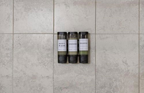 Chill & Tone 1BR Frisco King & Sofa, Gym & Pool - Foto 3