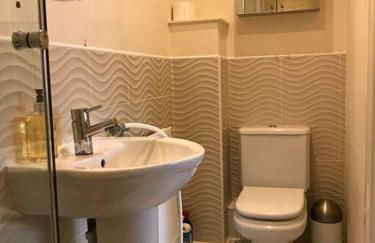 Cosy House near city centre and football stadium - Foto 16