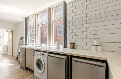 New Modern and Spacious 2BR In The Heart of Burnley with Free Private Parking - Foto 10