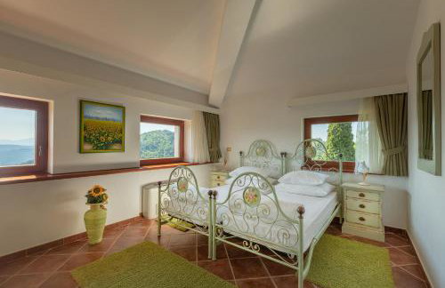 Palazzo Angelica Hilltop Luxury Villa with Pool, Spa & Views - Foto 37
