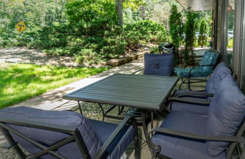 Cozy Condo at Interlaken Stay & Play on Lake Como - Foto 17