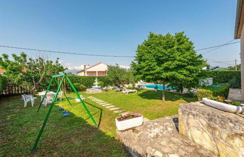 Four-Bedroom Holiday Home Lovinac With An Outdoor Swimming Pool 09 - Foto 24