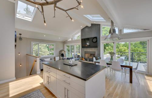 Alluring Hampton Bays Hideaway < 2 Mi to Beach! - Foto 10