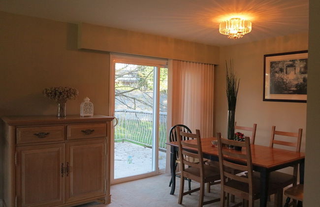 Sweet Home - 3 Bedroom - Photo 12