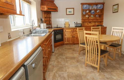 Porth Awyr - Photo 9