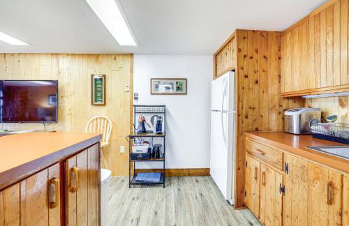 2 Mi to Main Street Mtn-View Escape in Lander! - Foto 12