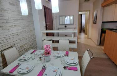Apartment Holiday in Split, near the old town, three rooms, balcony, garage - Photo 36