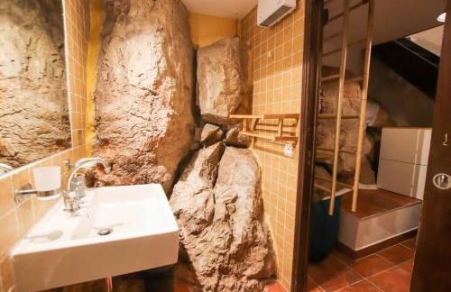 ROCHE-Rock in the heart of the Old Town - Foto 55