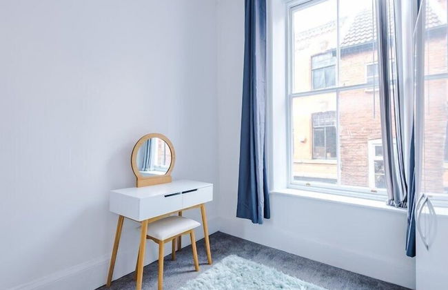 Cosy 2 Bed Apt Old Dutch Embassy - Foto 7