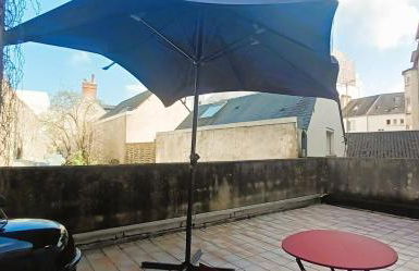 La Terrasse, T2 proche gare, Wifi, tv HD, grande terrasse - Photo 21