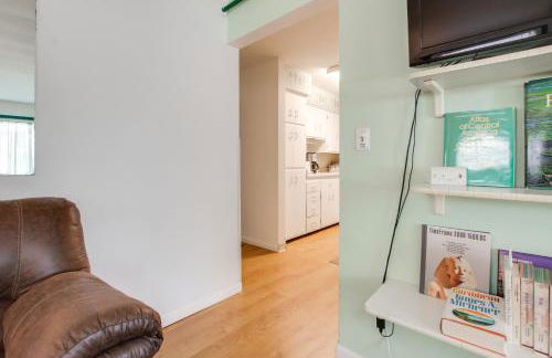 Neenah Home with Deck Near Lake Winnebago - Foto 6