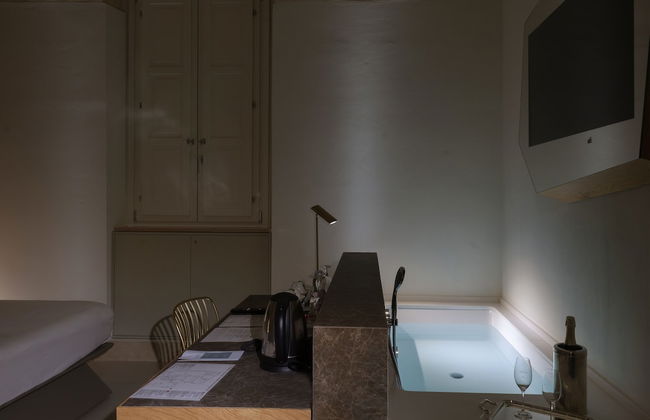 Euvodia Luxury Rooms - Photo 15