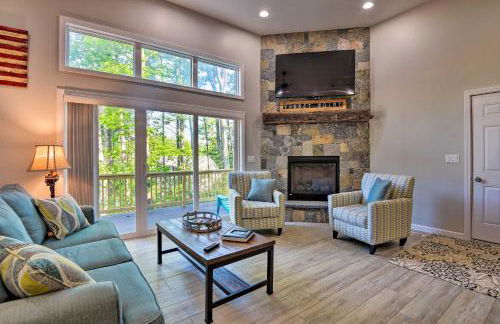 Covered Deck, Grill and Game Room Gilford House! - Foto 1