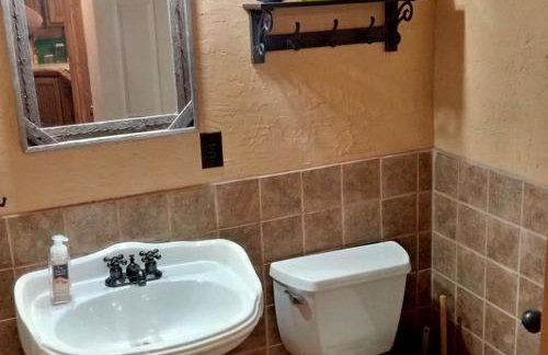 Peaceful Lodge-Style Cabin with Fire Pit near Greers Ferry Lake in Arkansas - Foto 9