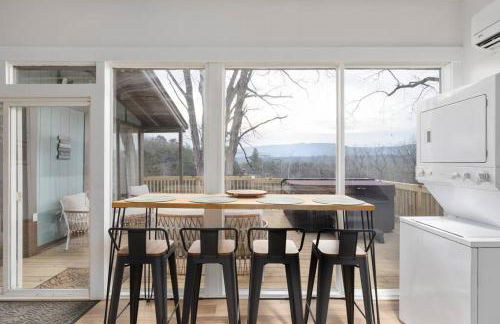 Lazy Lake 3BR Cabin w/ Mtn Views + Hot Tub +Wi-Fi - Foto 19