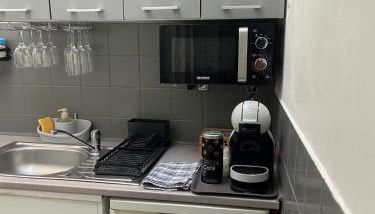 Petit studio pour 4 personnes avec coin jardin - Foto 3, stove