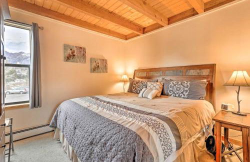 Ski and Hike Mtn-View Condo in Silverthorne! - Foto 12
