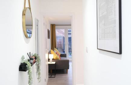 Lovely 2 Bed Apartment w Garden near Northampton - Photo 38