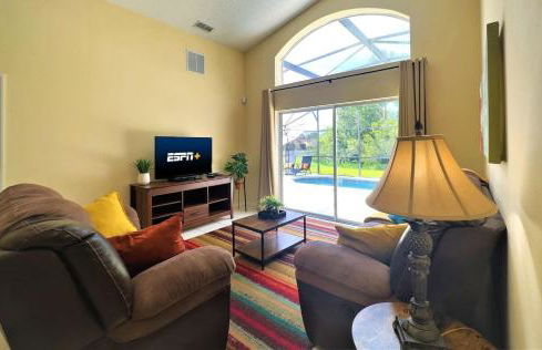 Restful 4BR 3BA with BBQ, Heated Pool & SPA - Foto 7