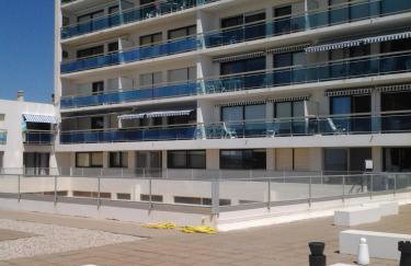 Résidence La Garenne à La Grande Plage, vue mer, piscine et parking privé, 6 personnes - Photo 12