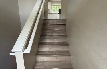 Spacious 5BR Walk to Wild Waves! - Foto 14